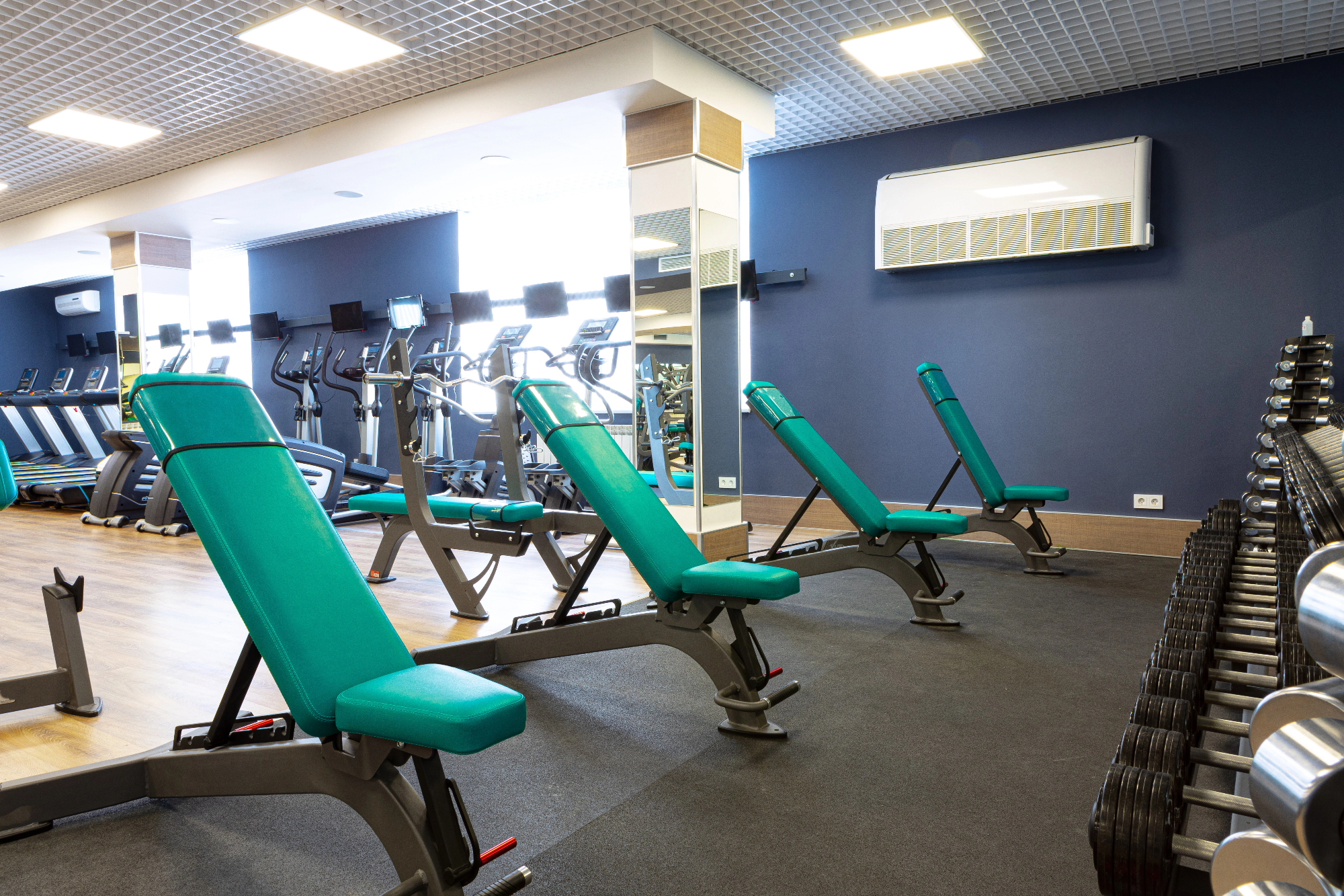 Fitnes oprema: Investicija ni bila samo odločitev za boljšo formo ampak tudi za duševno zdravje.